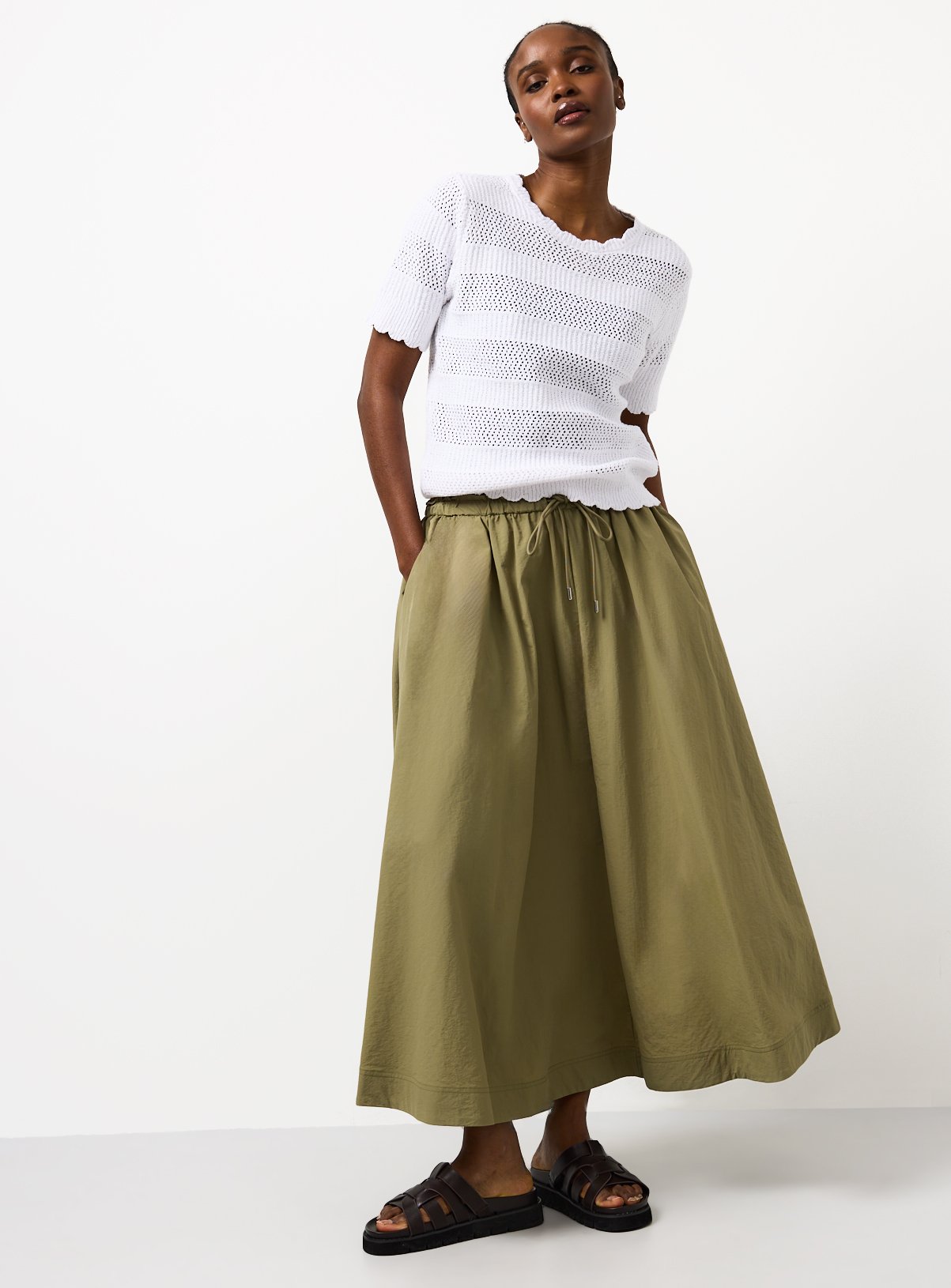White Stripe Pointelle Scallop Trim T-Shirt 12 - Image 2 thumbnail