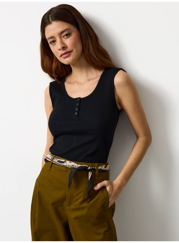 Black Ribbed Henley Neckline Vest 22