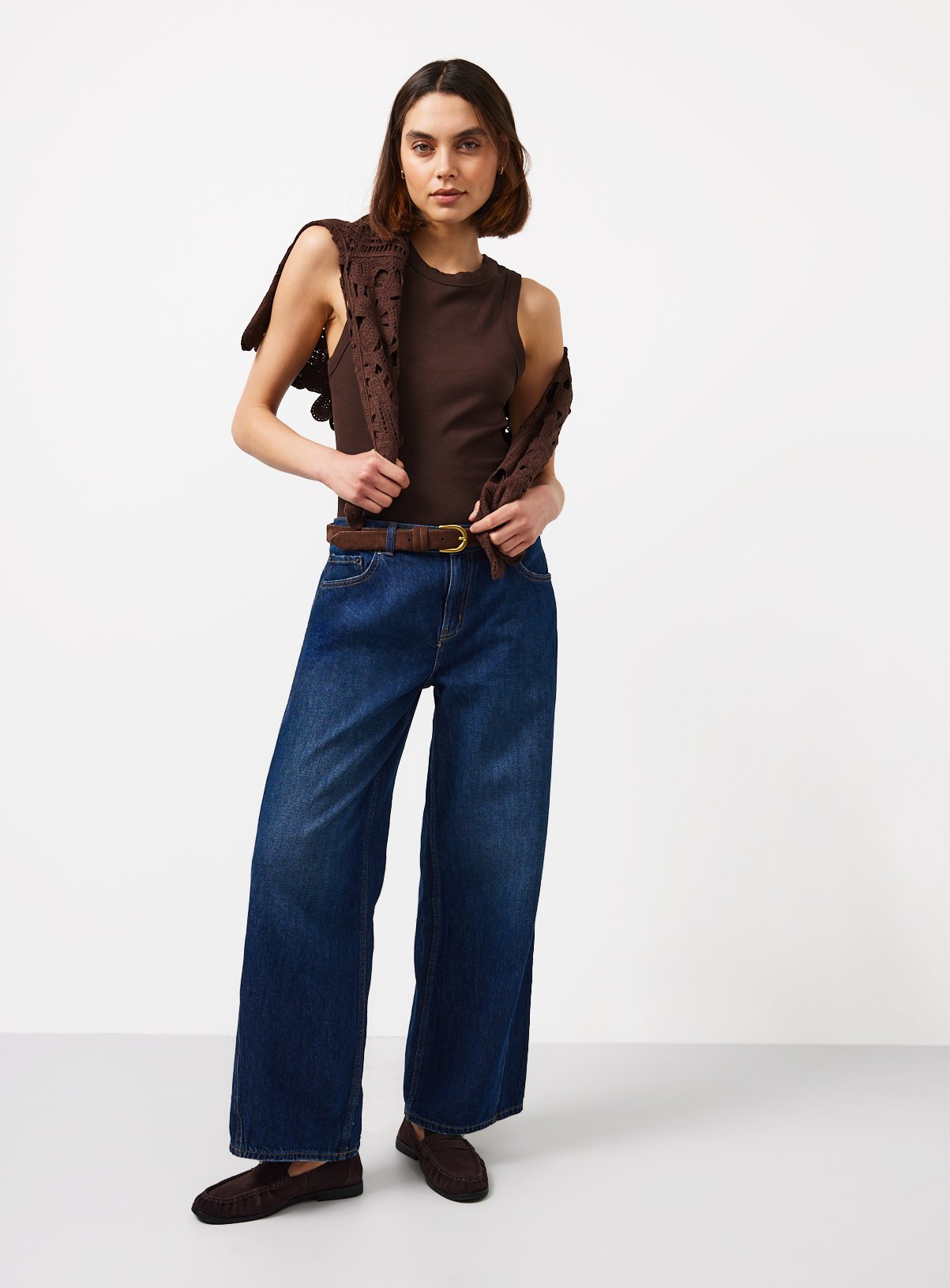 Brown Ribbed Classic Vest 26 - Image 3 thumbnail
