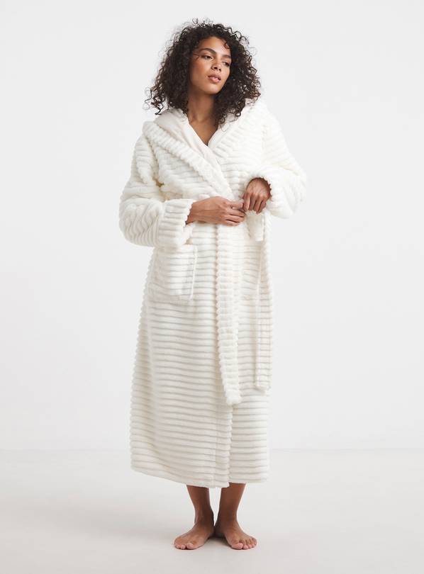 SIMPLY BE Pretty Secrets Luxury Gown 16-18
