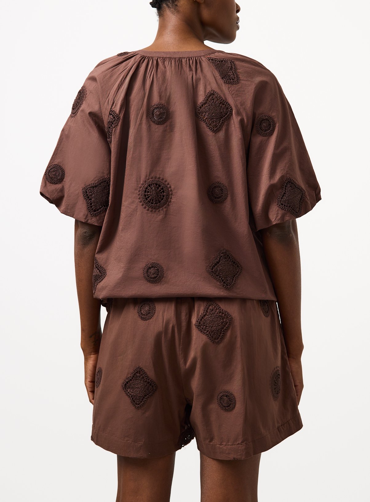 Brown Crochet Patch Detail Shorts 16 - Image 4 thumbnail