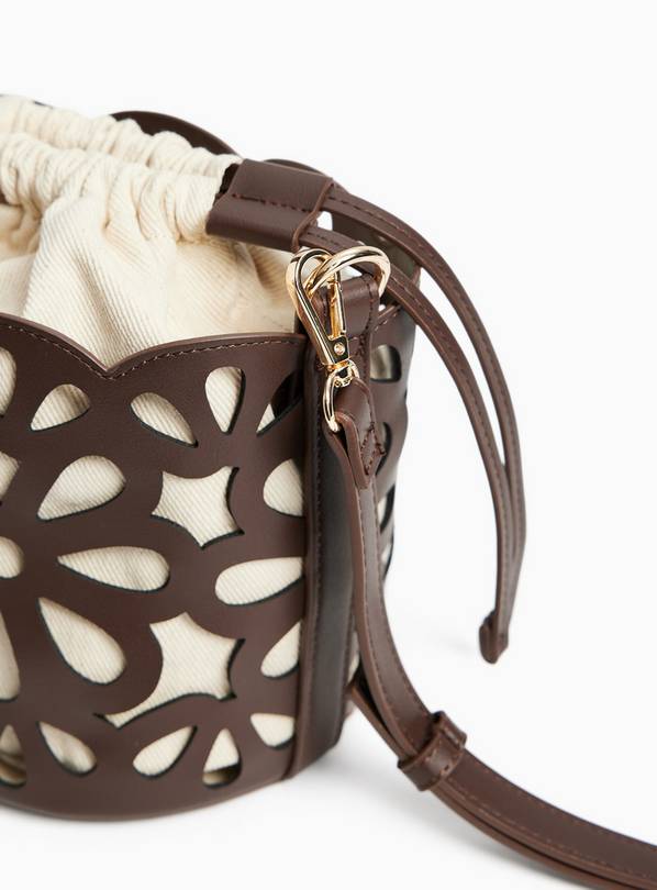 Chocolate Cutwork Bucket Shoulder Bag One Size