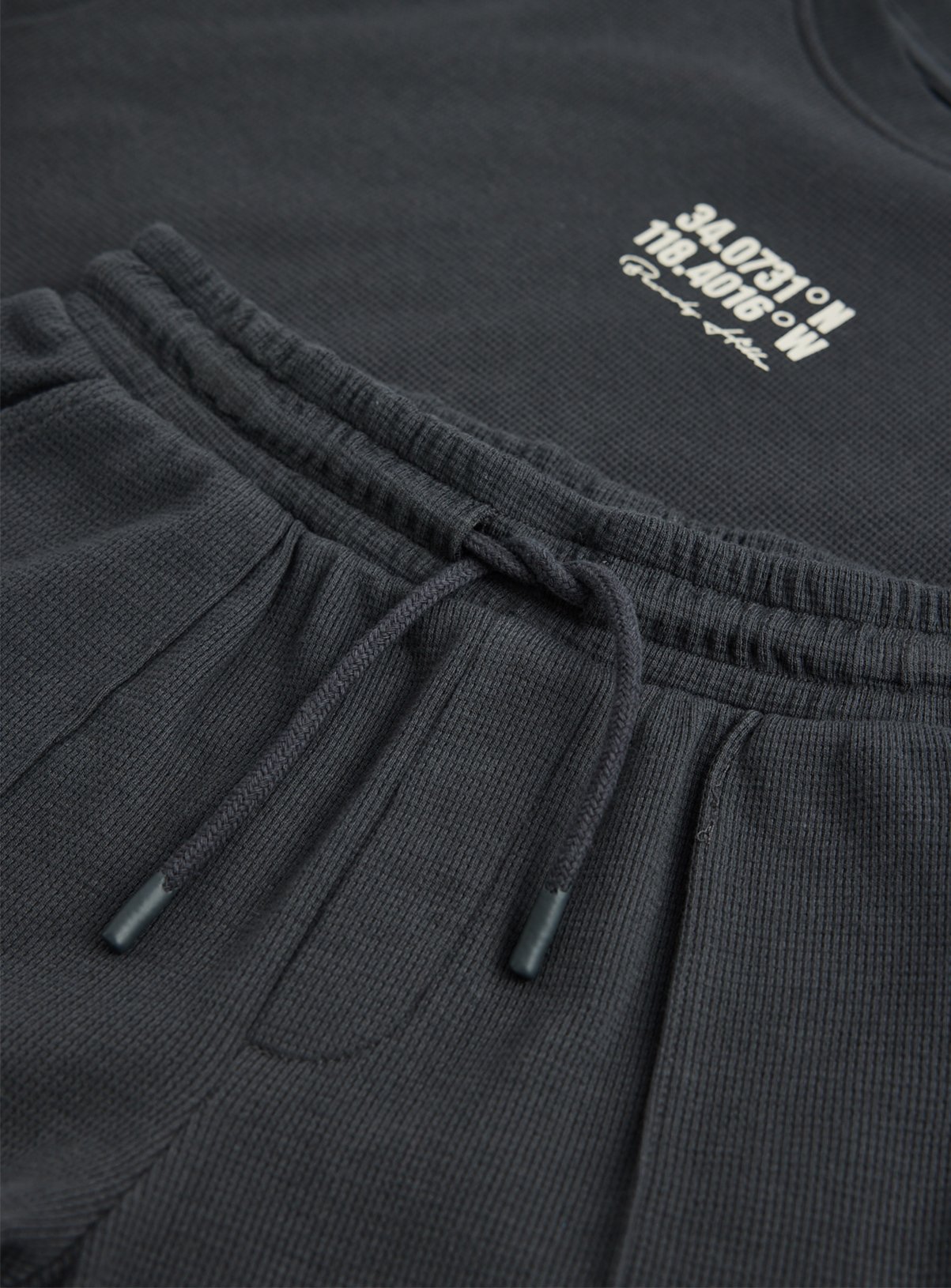 Black Front Graphic T-Shirt & Shorts Set 10 years - Image 2 thumbnail
