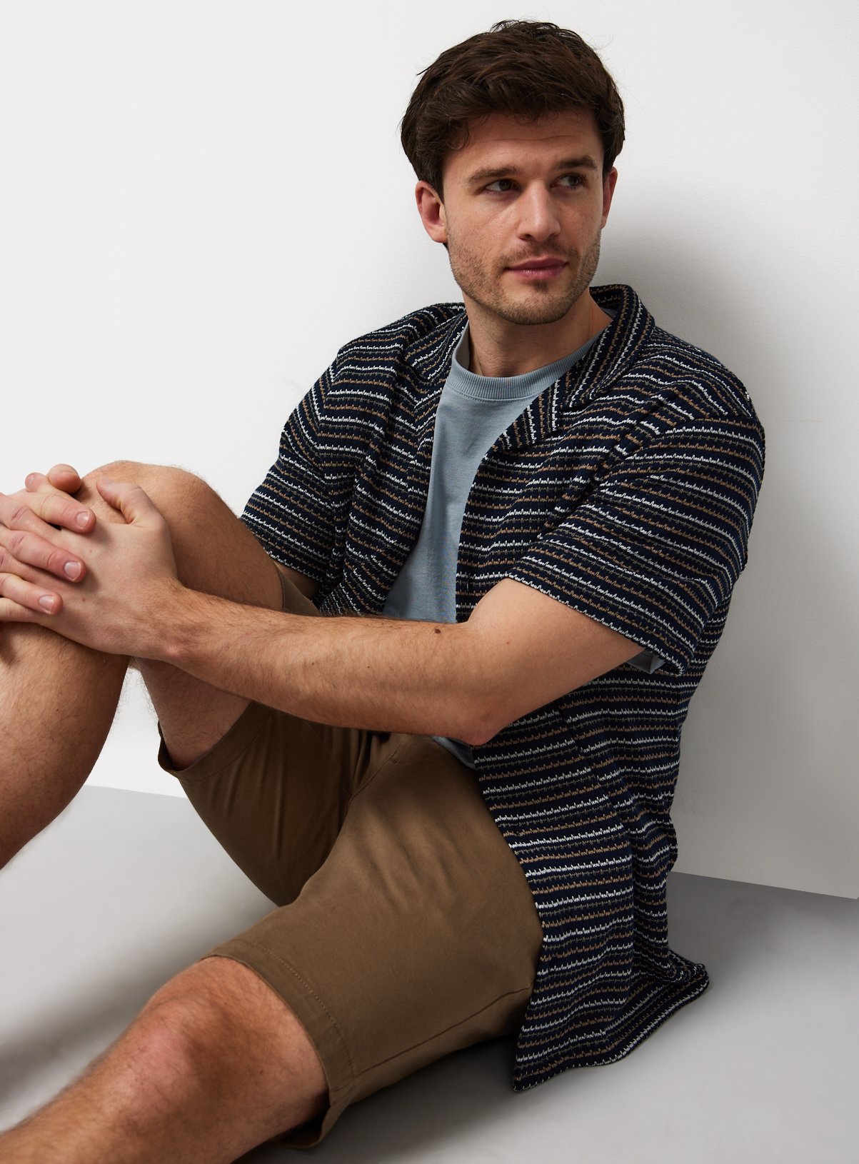 Tan Chino Shorts 38 - Image 1 thumbnail
