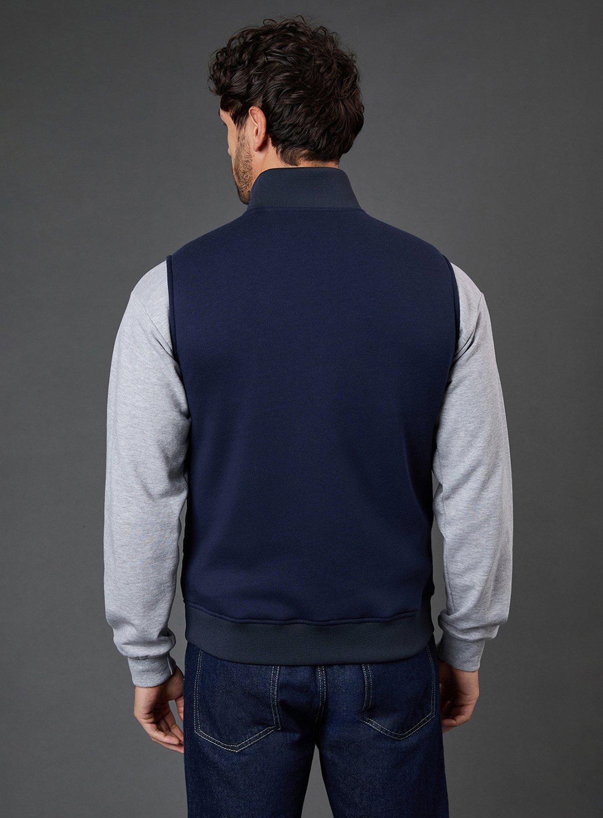 BURTON Hybrid Quilted Gilet M - Image 3 thumbnail