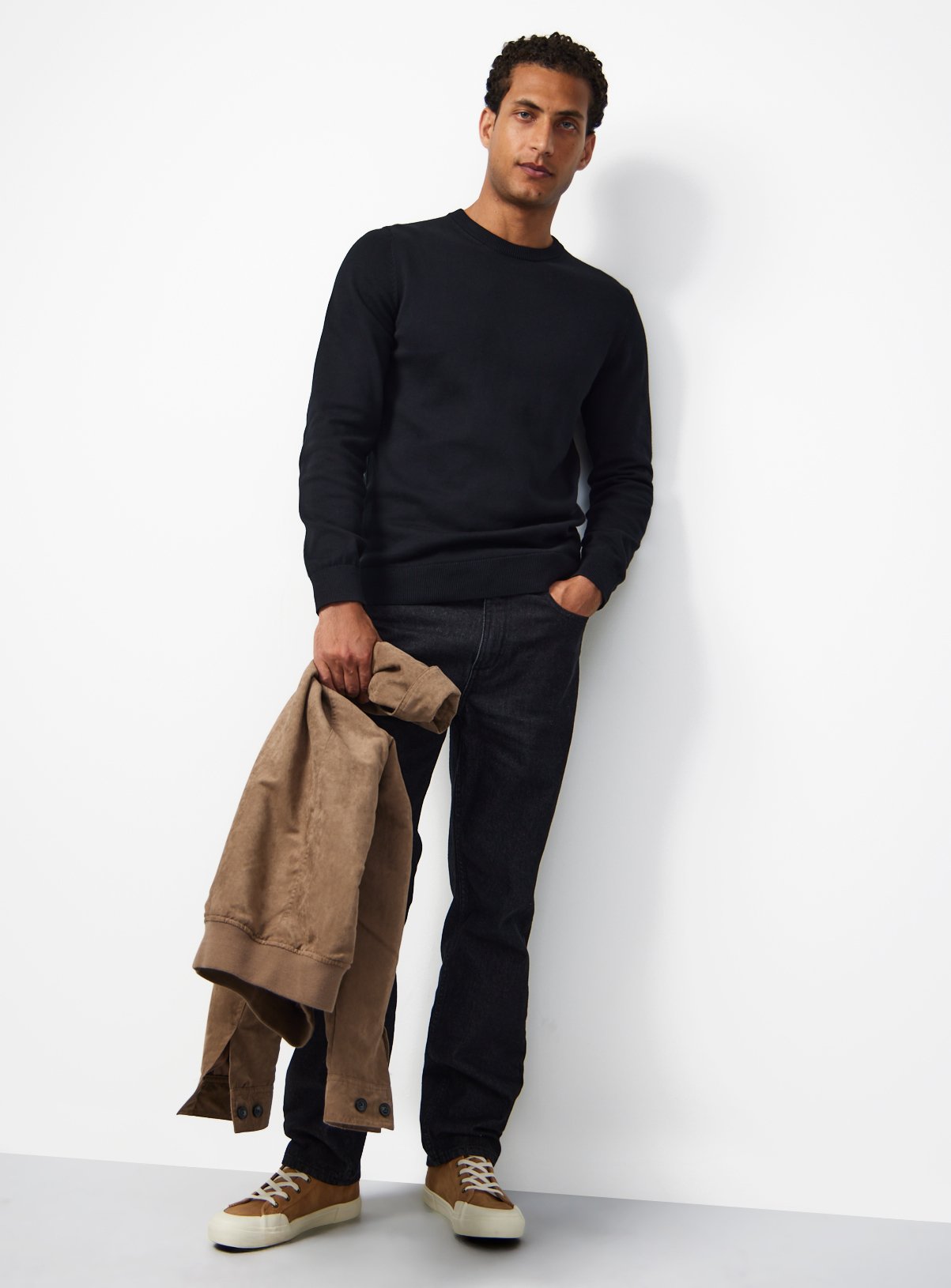 Black Crew Neck Jumper XXXL - Image 2 thumbnail