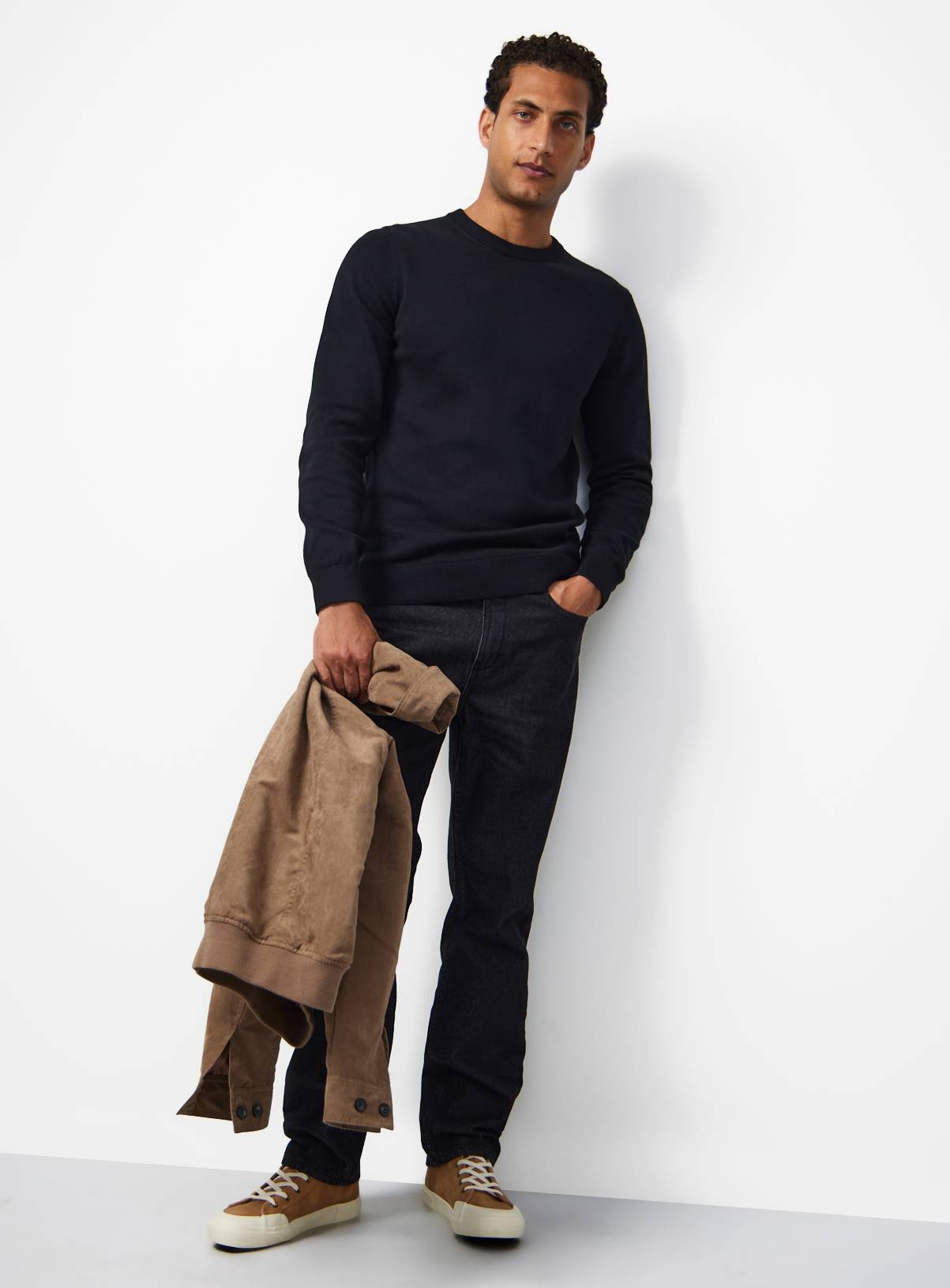 Black Crew Neck Jumper XXXL - Image 2