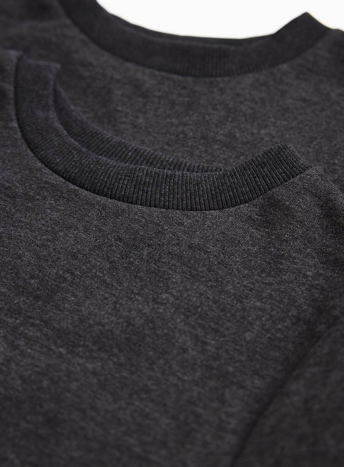 2 Pack Grey Crew Neck Sweatshirts 4 years - Image 2