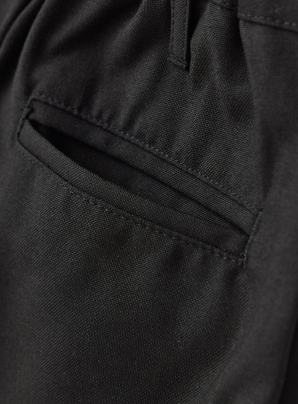 Black Woven Reinforced Knee Extendable Hem Trousers 5 Pack 9 years - Image 2 thumbnail