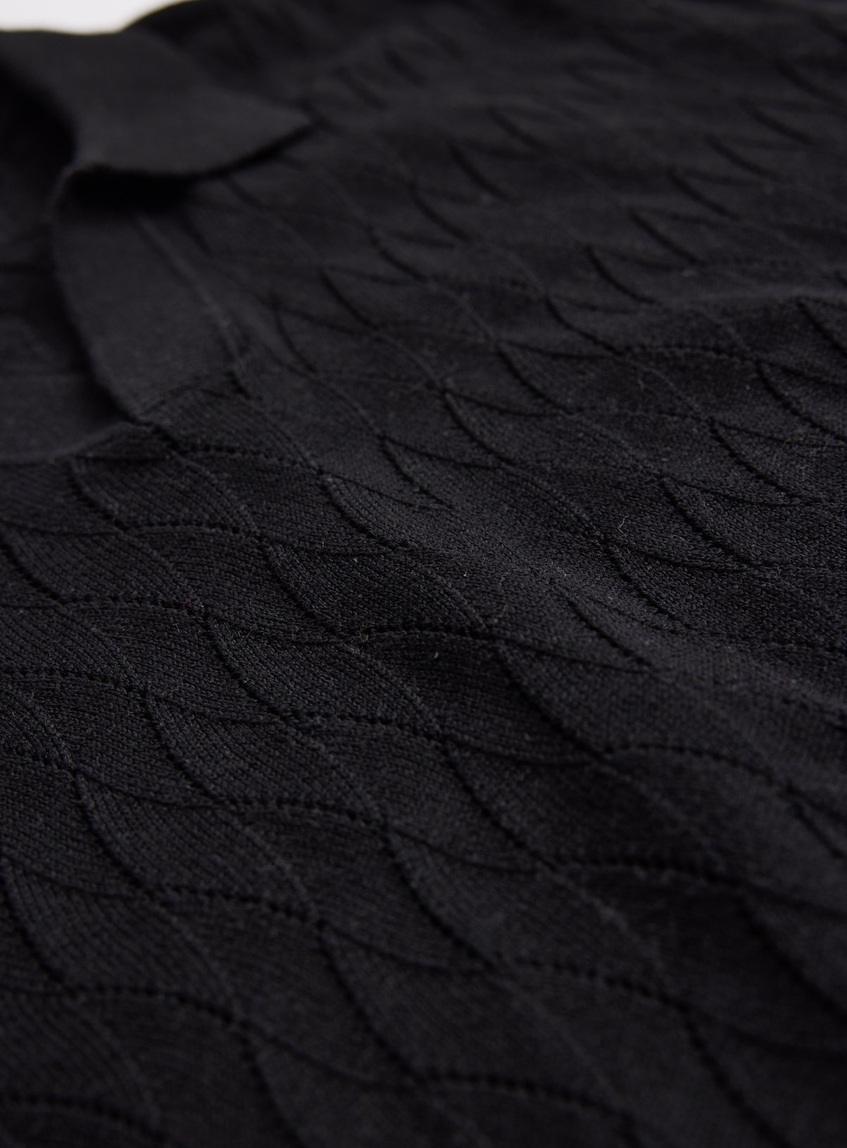 Black Textured Pointelle Revere Neck Polo Shirt L - Image 4 thumbnail