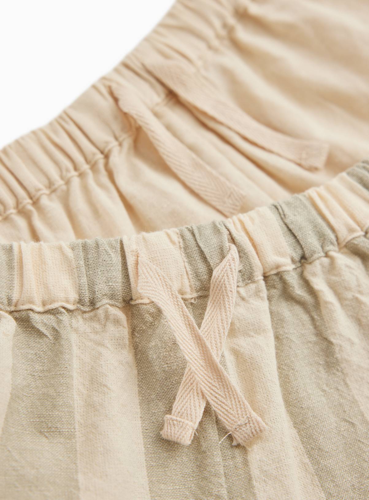 Stripe & Plain Shorts 2 Pack Up to 3 mths - Image 2
