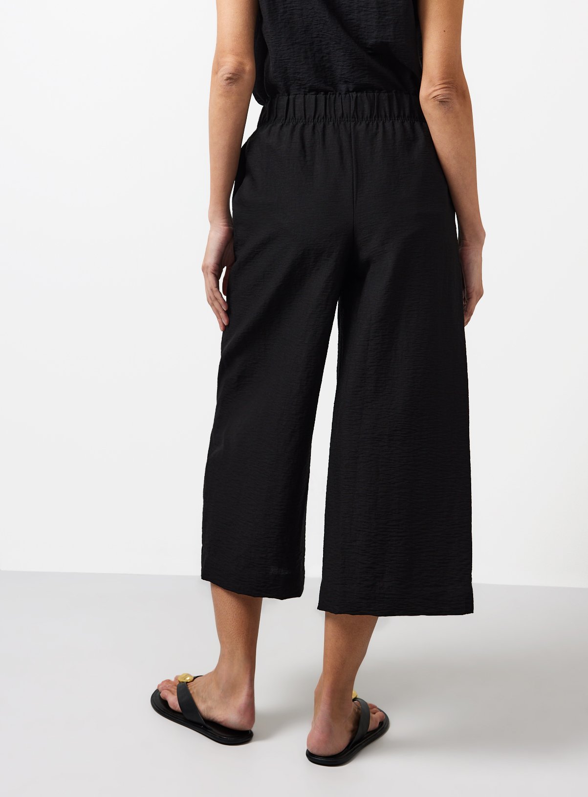 Black Cropped Palazzo Leg Culottes M - Image 4 thumbnail