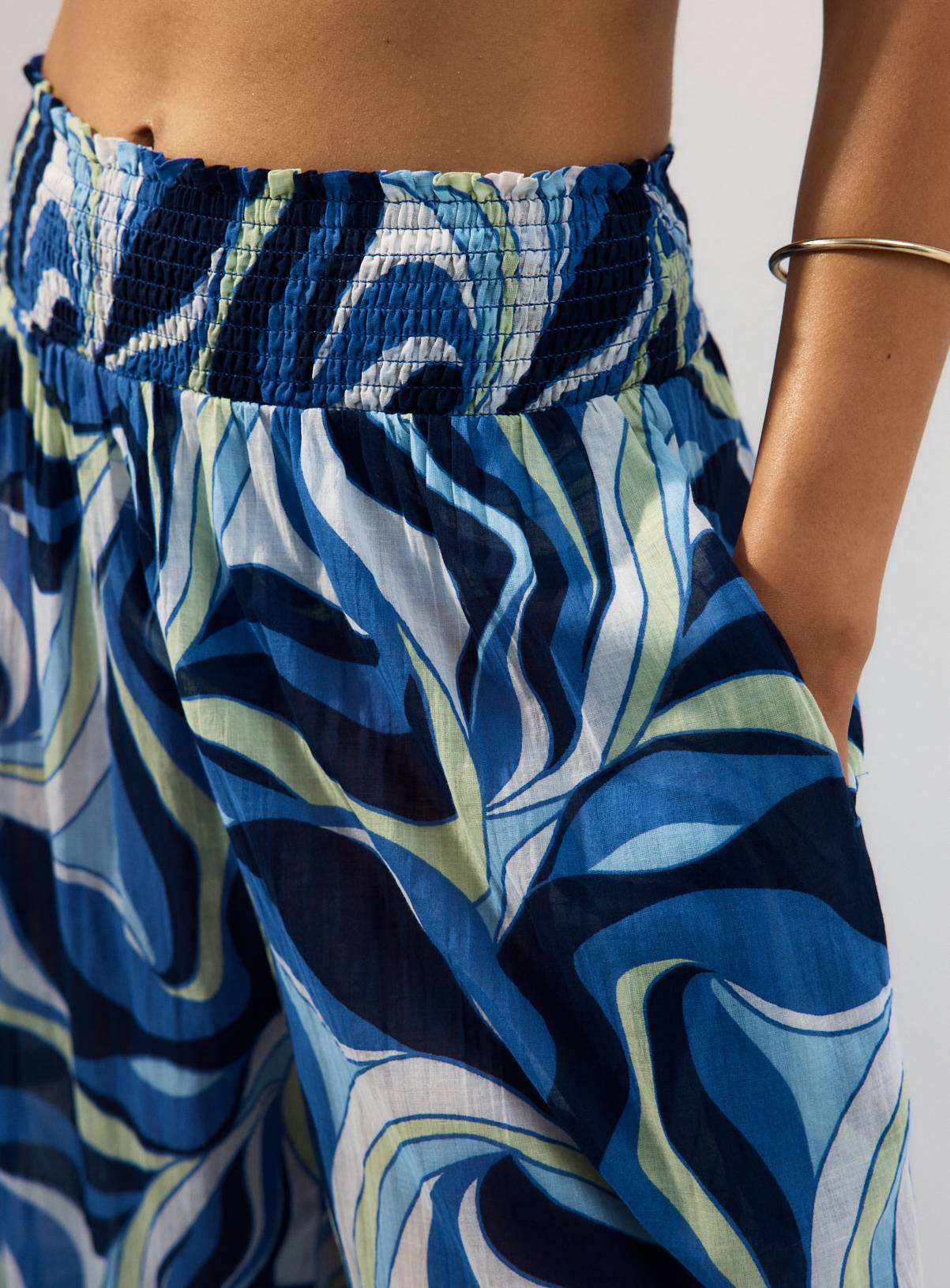 Blue Wave Print Cover Up Trousers M - Image 3