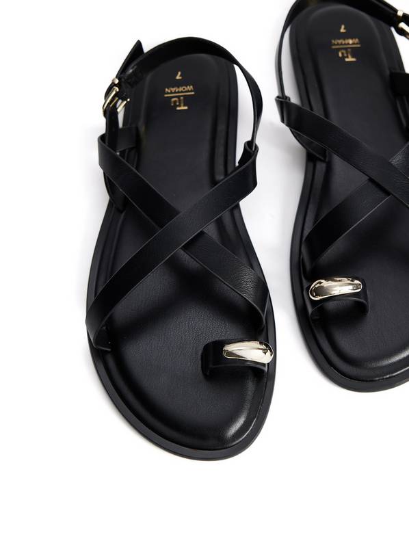 Black Toe Ring Detail Strappy Sandals 3