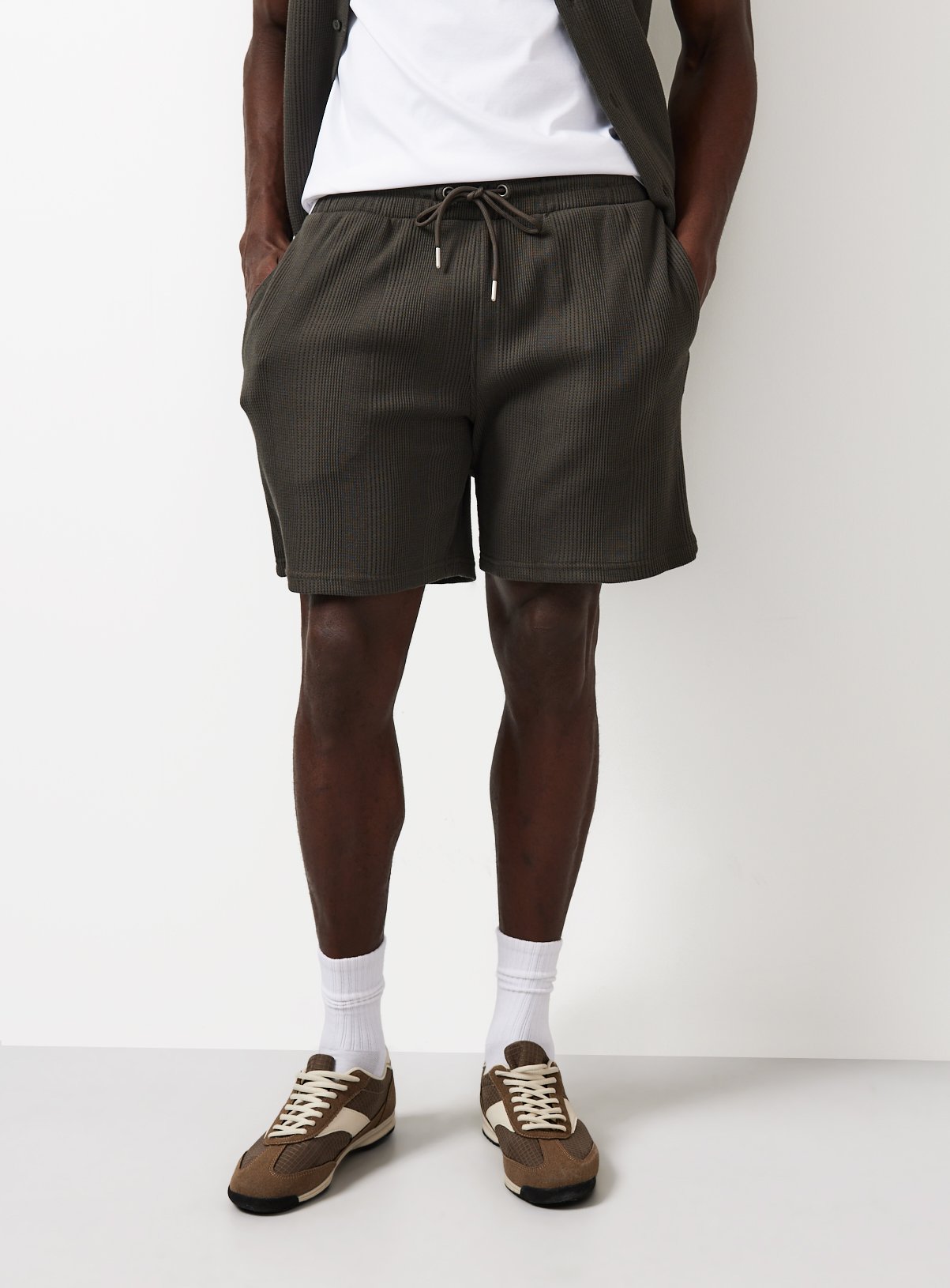 Khaki Textured Co-ord Shorts L - Image 1 thumbnail
