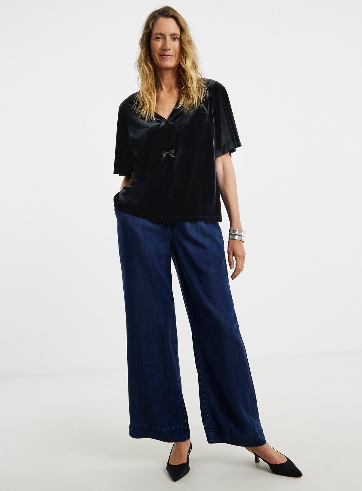 Black JD WILLIAMS Velvet Bow Front Angel Sleeve Top