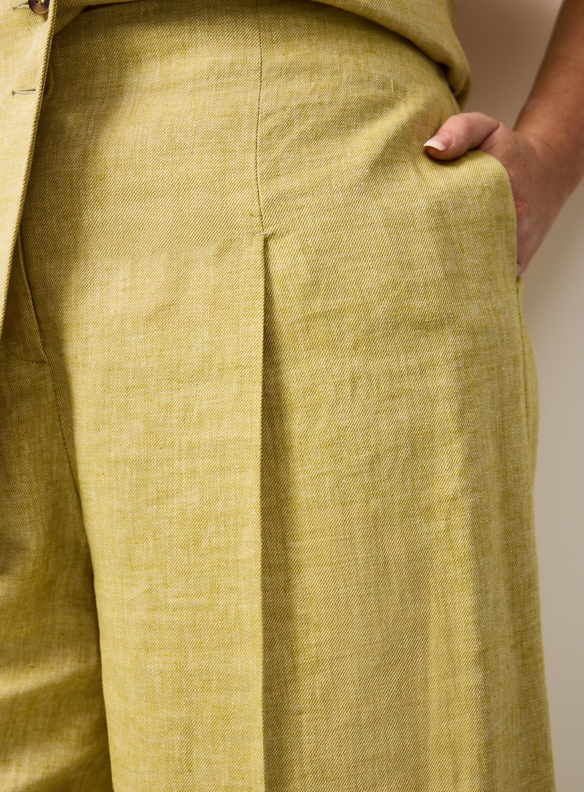 Green Ultra Wide Leg Linen Blend Trousers 20R - Image 2 thumbnail