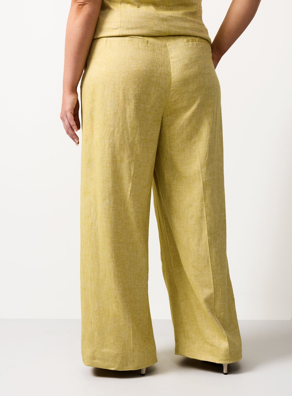 Green Ultra Wide Leg Linen Blend Trousers 20R - Image 3 thumbnail