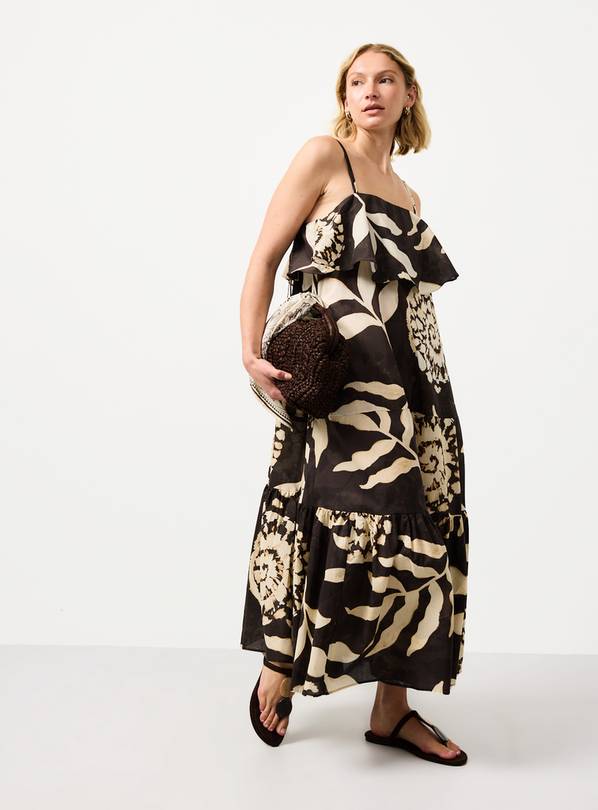 Brown Floral Print Tiered Trapeze Dress 16