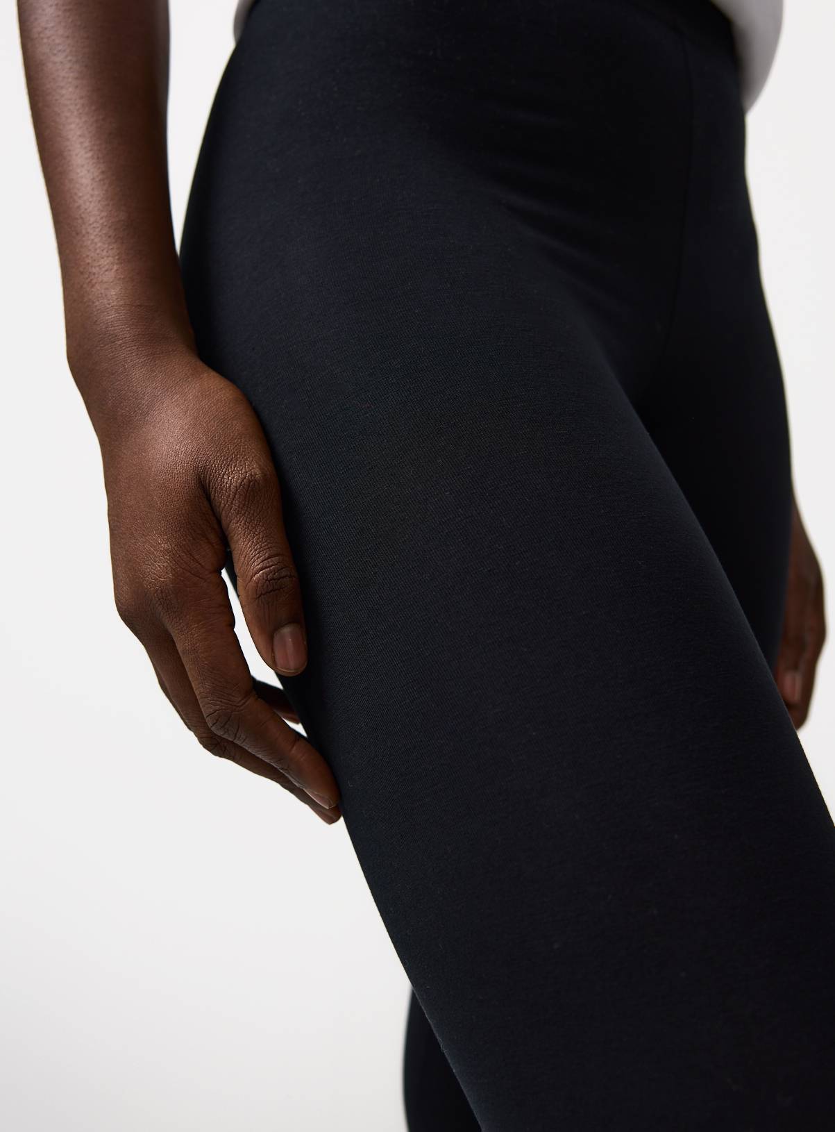 Black Cropped Leggings 2 Pack L - Image 5
