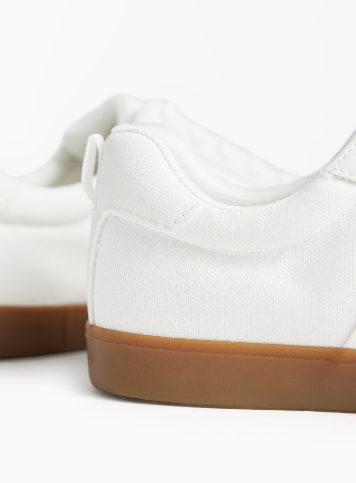 White Canvas Trainers 12 - Image 3 thumbnail