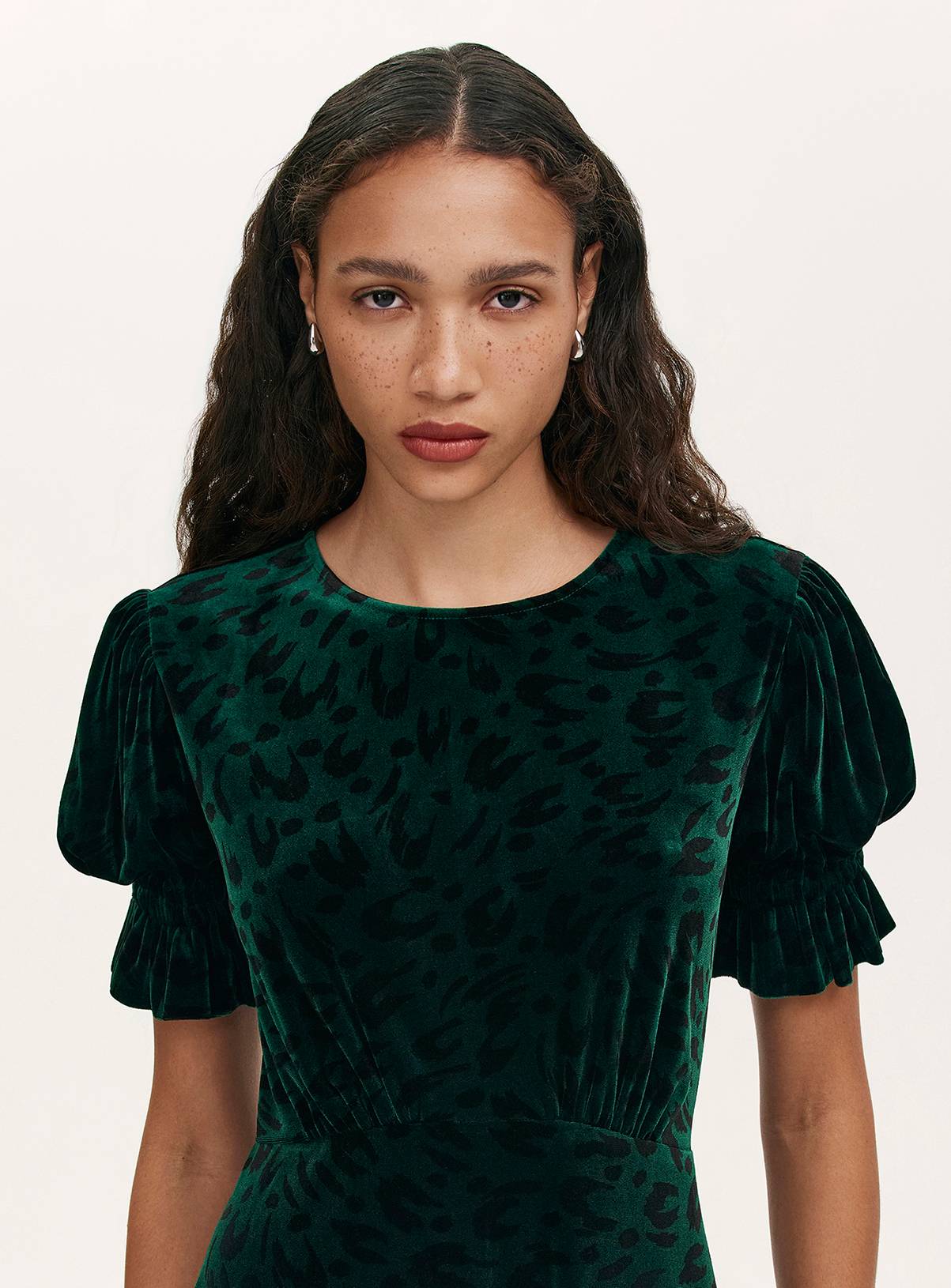 FINERY Mela Velvet Dress Green Animal 16 - Image 3