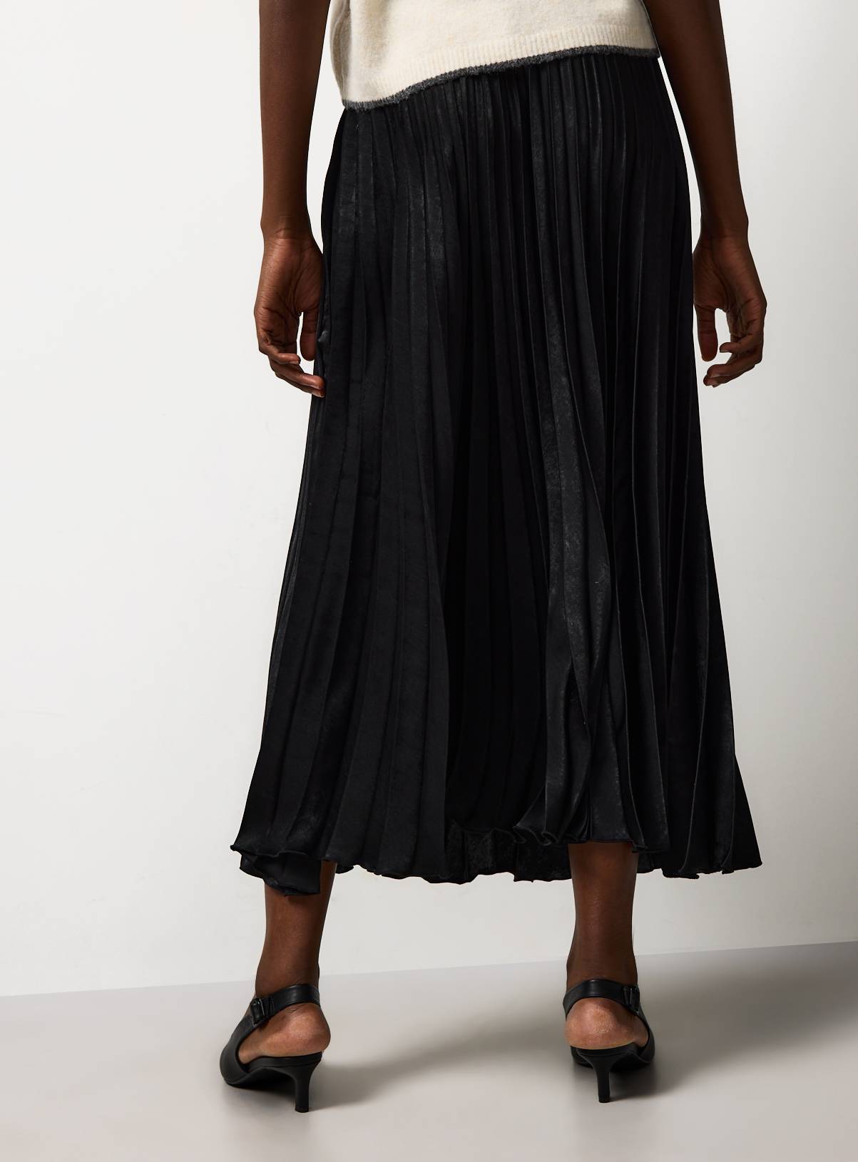 Black Satin Pleated Maxi Skirt 6 - Image 4