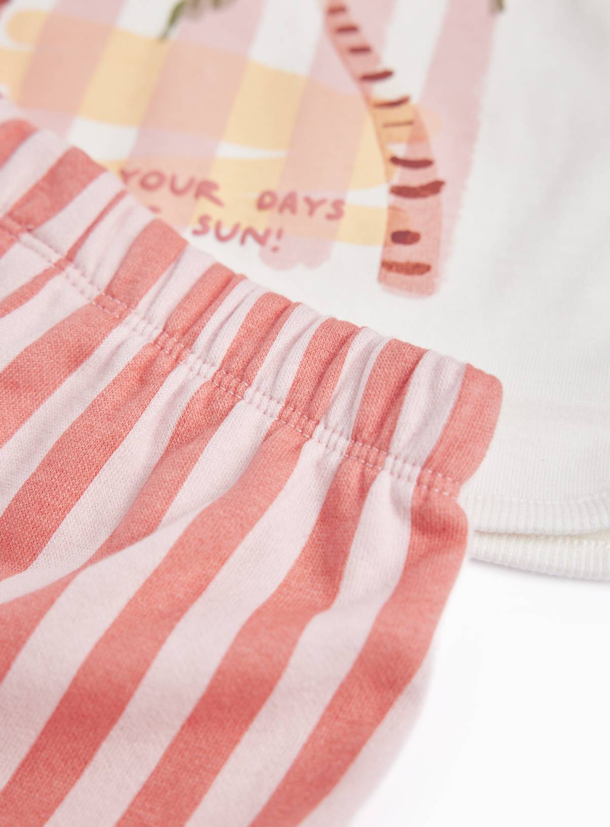 White Paradise Vibes Graphic T-Shirt & Shorts Set Up to 3 mths - Image 2
