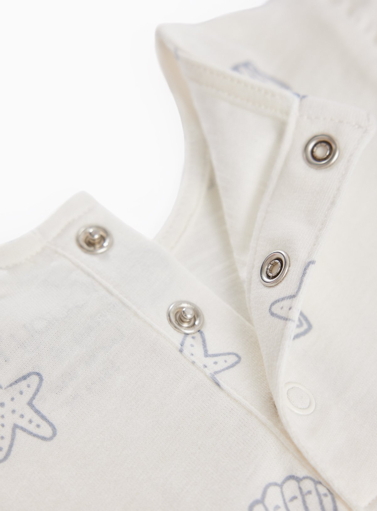 Cream Shell Print Frill Sleeve Romper 3-6 months - Image 2 thumbnail