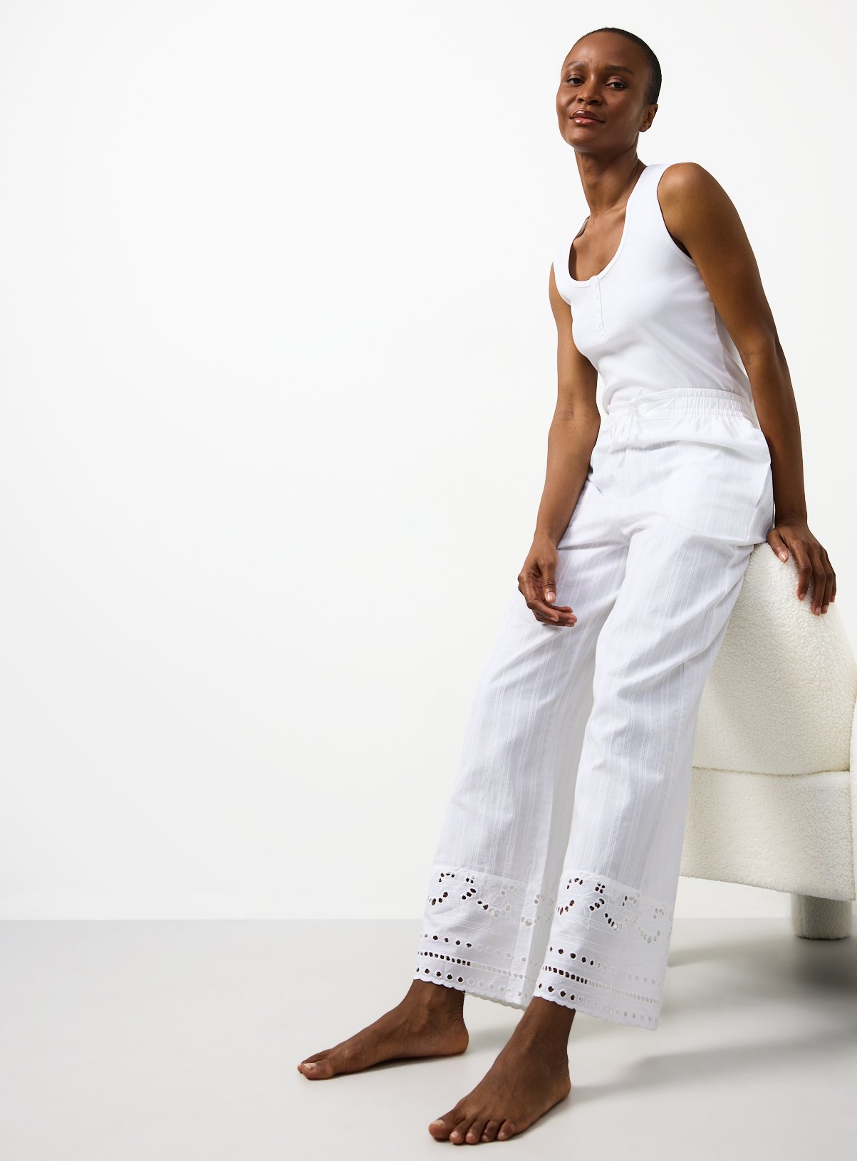 White Broderie Trim Co-ord Pyjama Bottoms XXL - Image 2 thumbnail