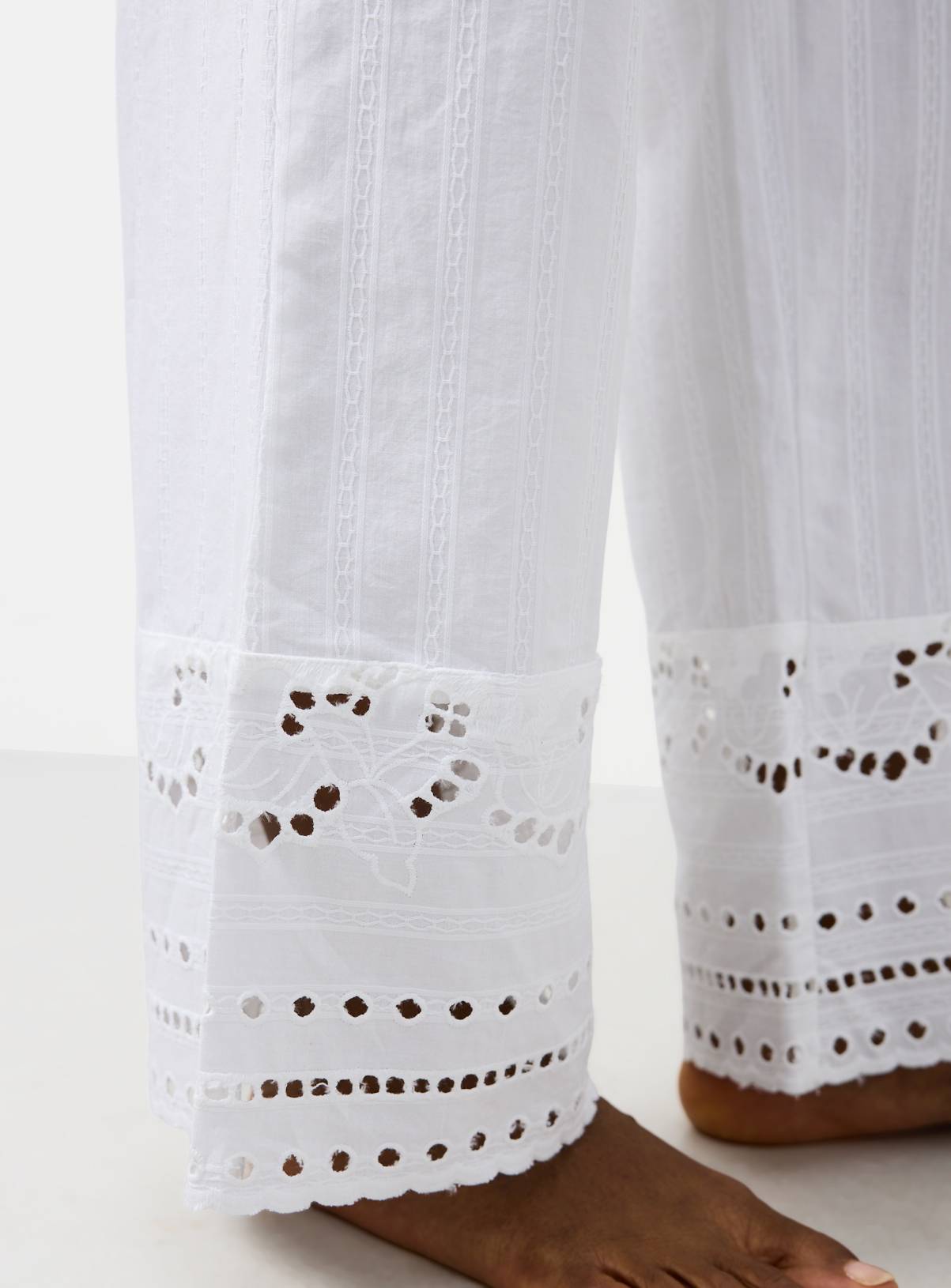 White Broderie Trim Co-ord Pyjama Bottoms XXL - Image 3