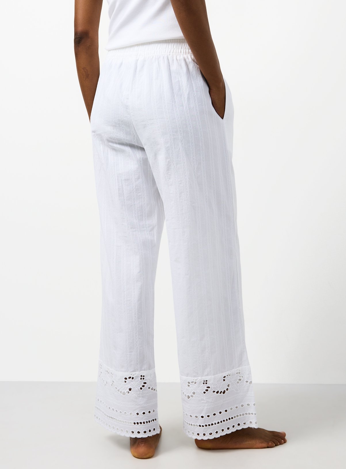 White Broderie Trim Co-ord Pyjama Bottoms XXL - Image 4 thumbnail