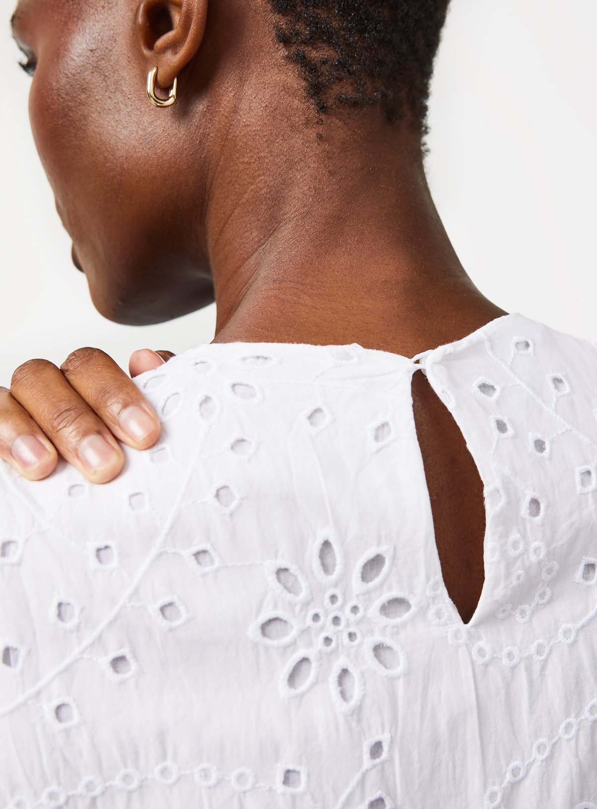 White Broderie Detail Sleeveless Smock Dress 18 - Image 4 thumbnail