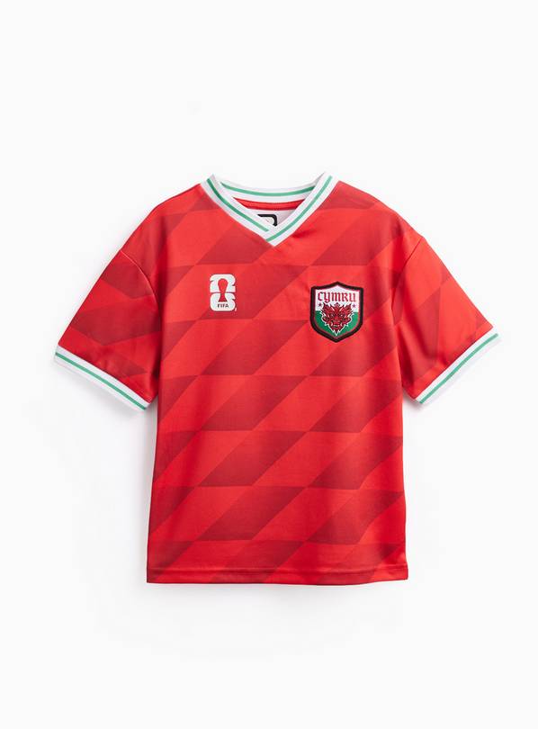 Red Official FIFA Wales Football T-Shirt 10 years