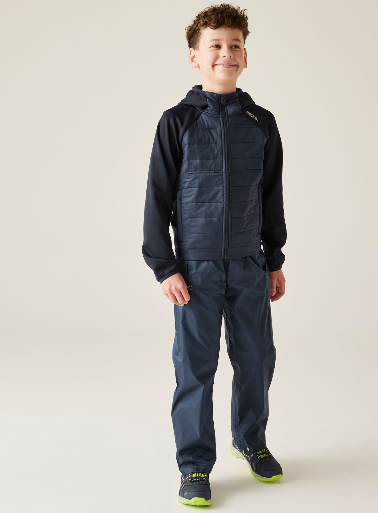 REGATTA Pack It Waterproof Over Trousers 14 years - Image 2 thumbnail