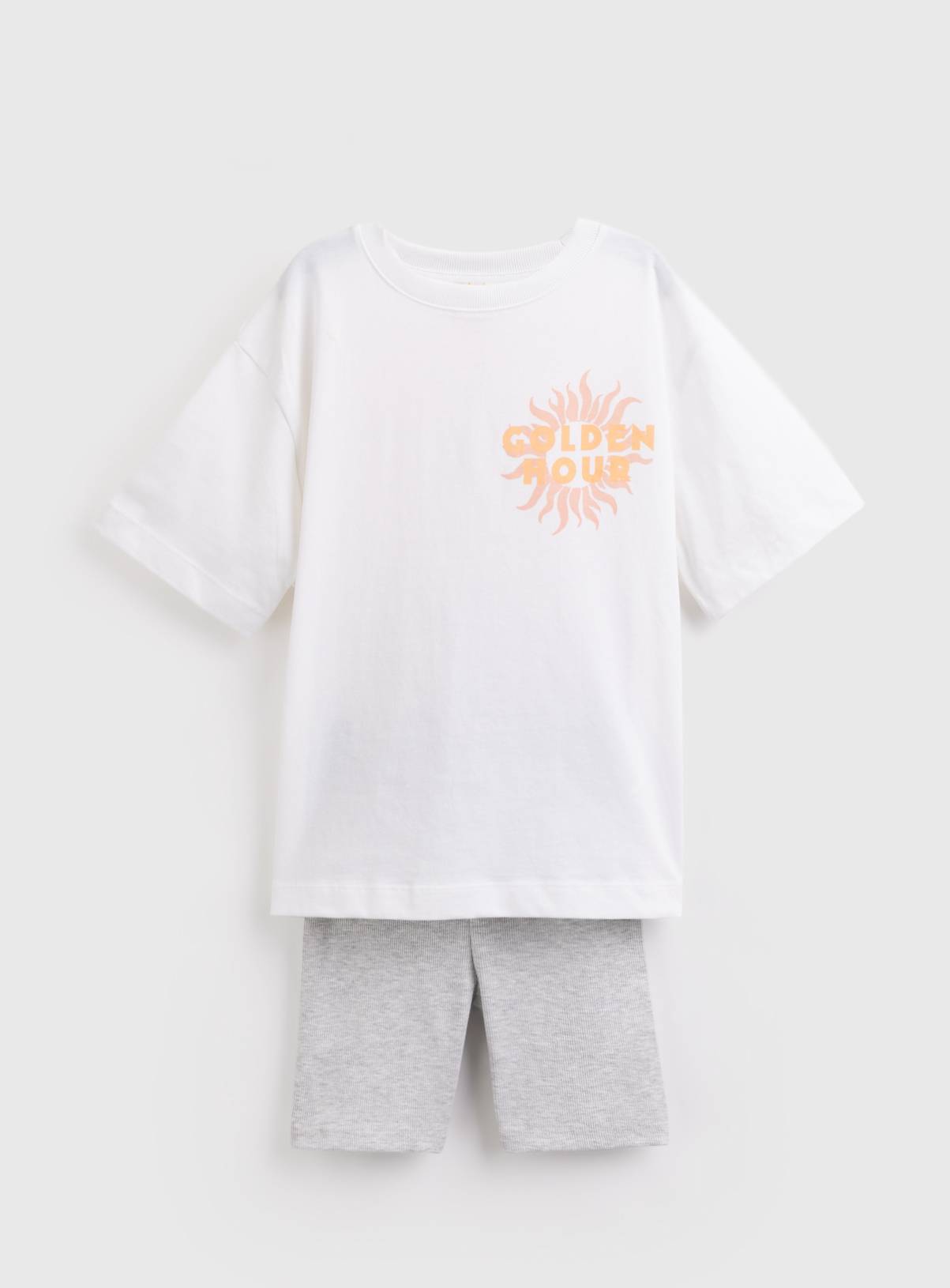 White Graphic Print T-Shirt & Cycle Shorts Set 5 years - Image 1