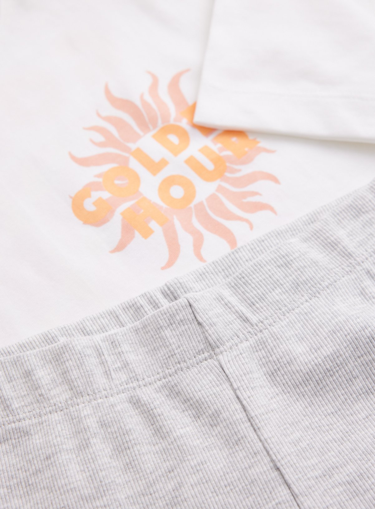 White Graphic Print T-Shirt & Cycle Shorts Set 5 years - Image 3 thumbnail