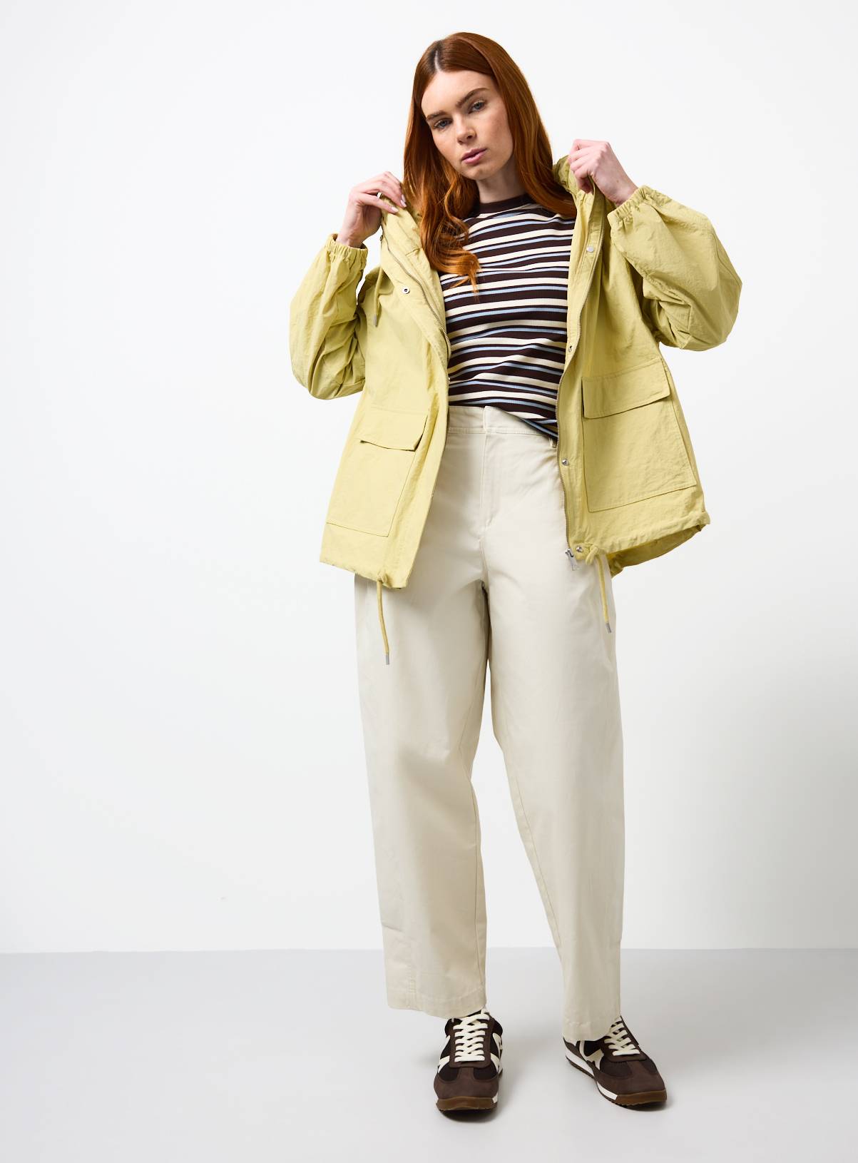 Green Short Windbreaker XL - Image 4