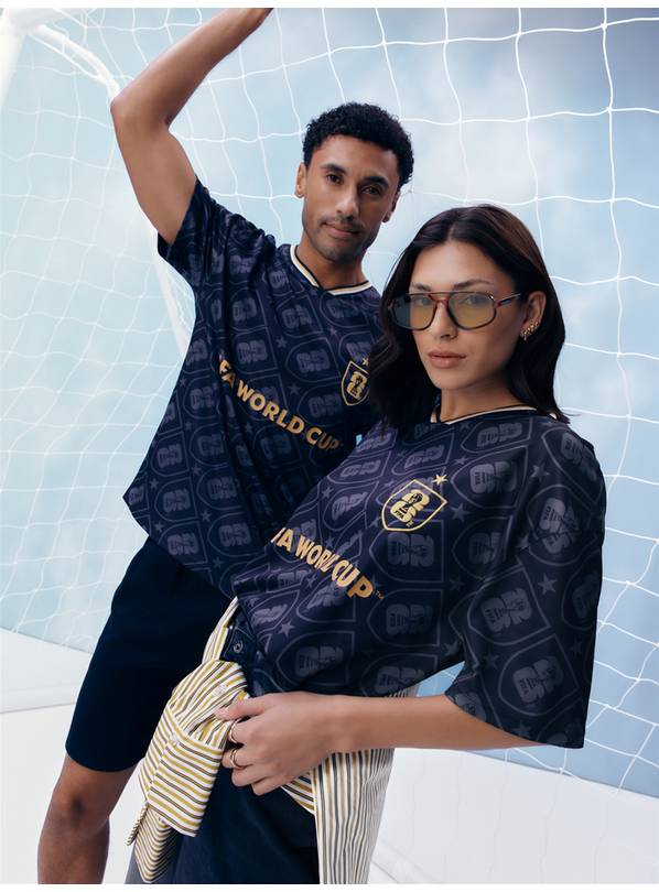 Black Official FIFA World Cup Graphic Football Style T-Shirt XXXL