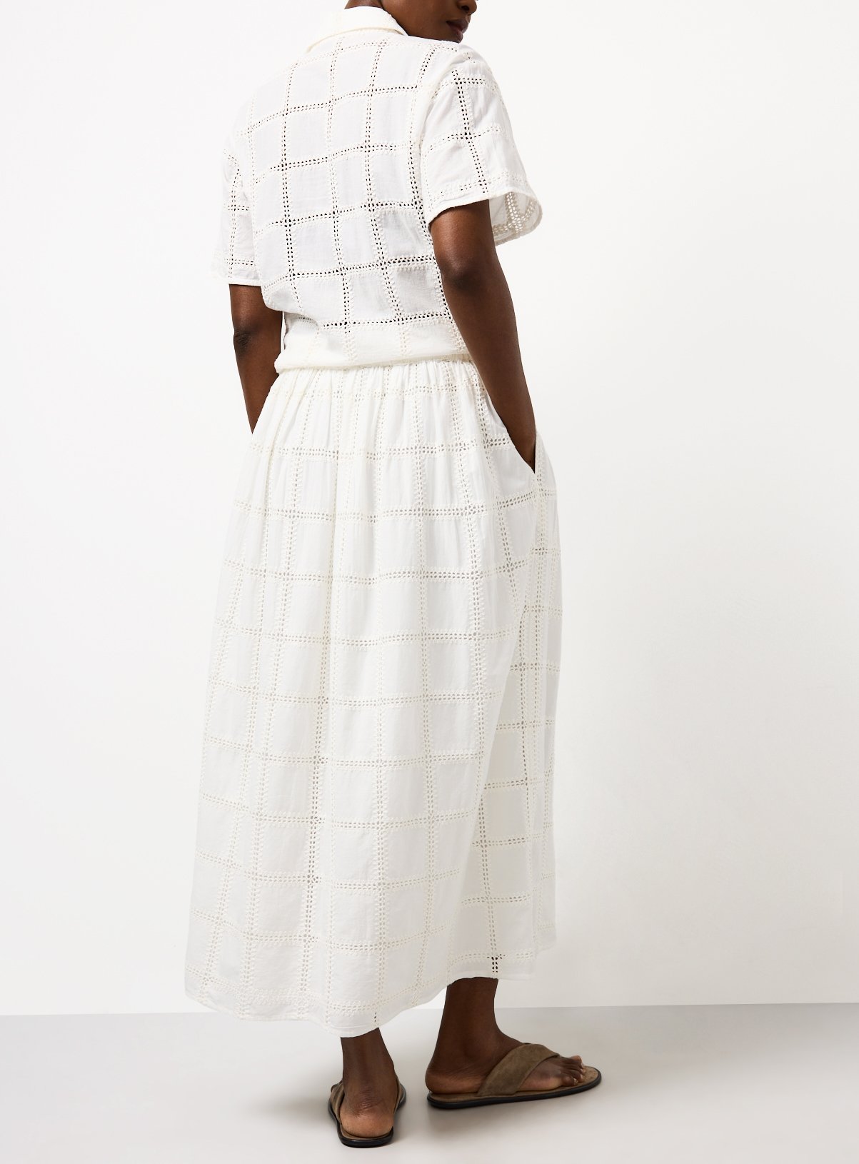 White Broderie Co-ord Full Skirt 10 - Image 5 thumbnail
