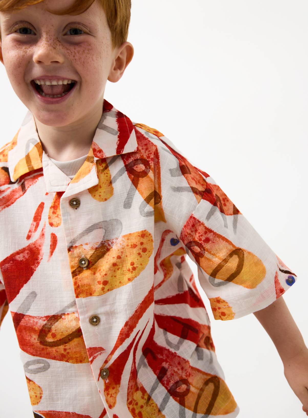 White Toucan Print Revere Neck Shirt 2 years - Image 5