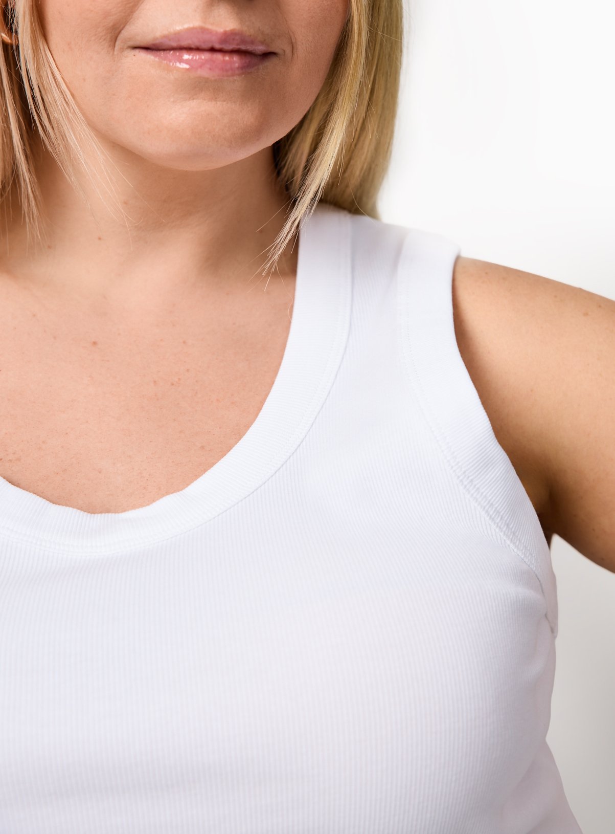 Yellow Ribbed Classic Vests 2 Pack 16 - Image 4 thumbnail
