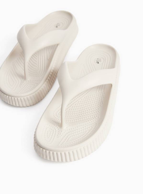 Neutral Chunky EVA Flip Flops 7-8