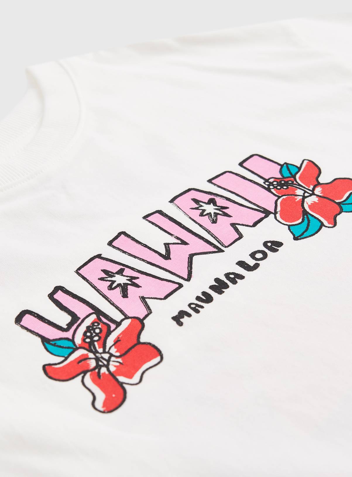 White Hawaii Graphic T-Shirt 8 years - Image 3