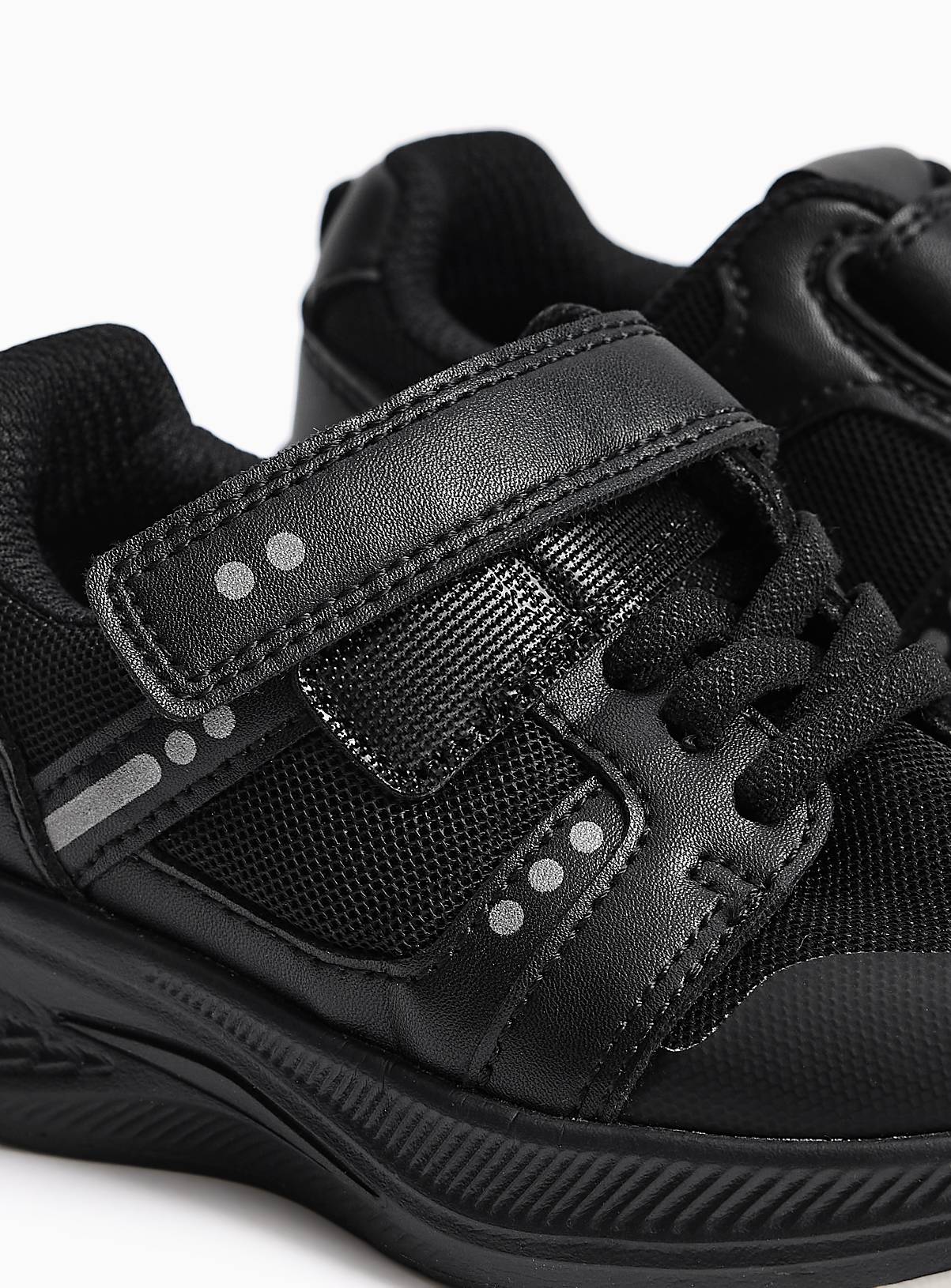Black Dual Fit Sports Style Trainers 3 - Image 4