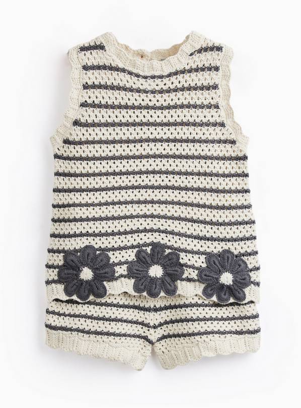 White Stripe Floral Print Top & Shorts Set 4-5 years