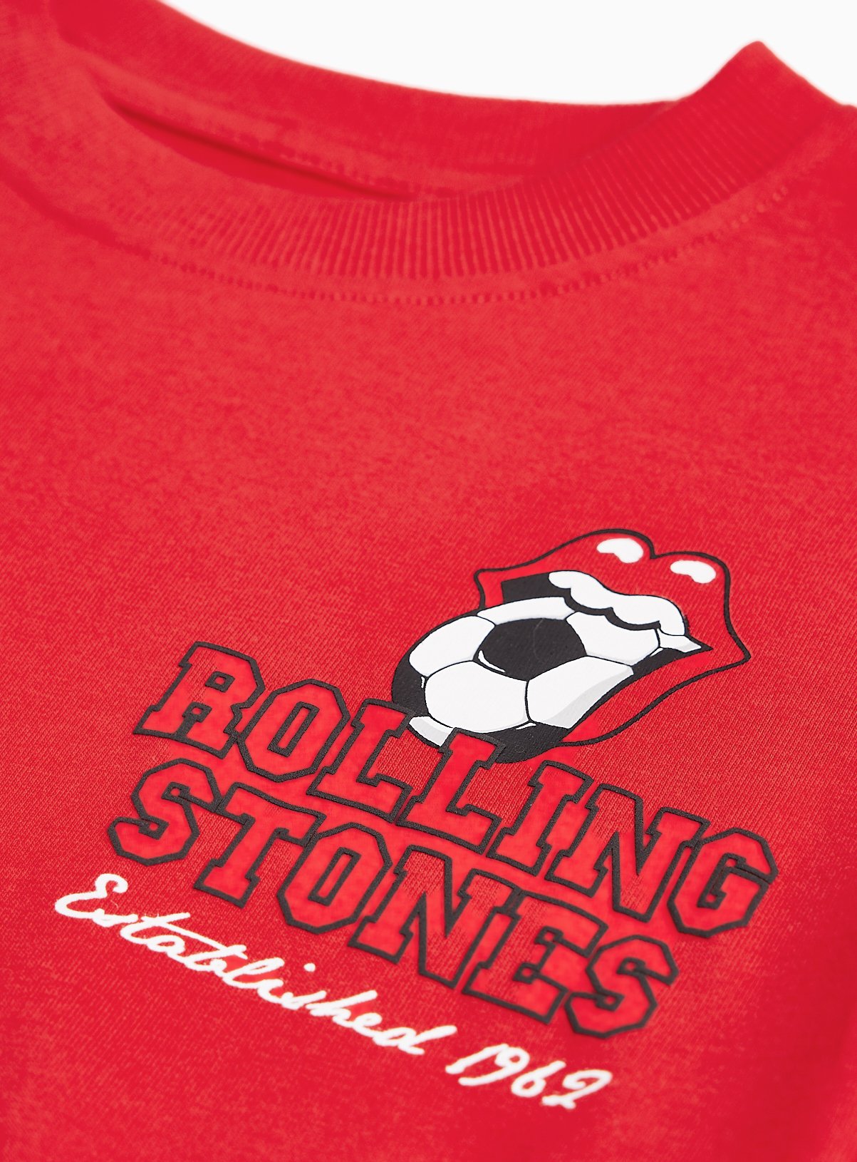 Red Rolling Stones Football Graphic T-Shirt 9 years - Image 2 thumbnail