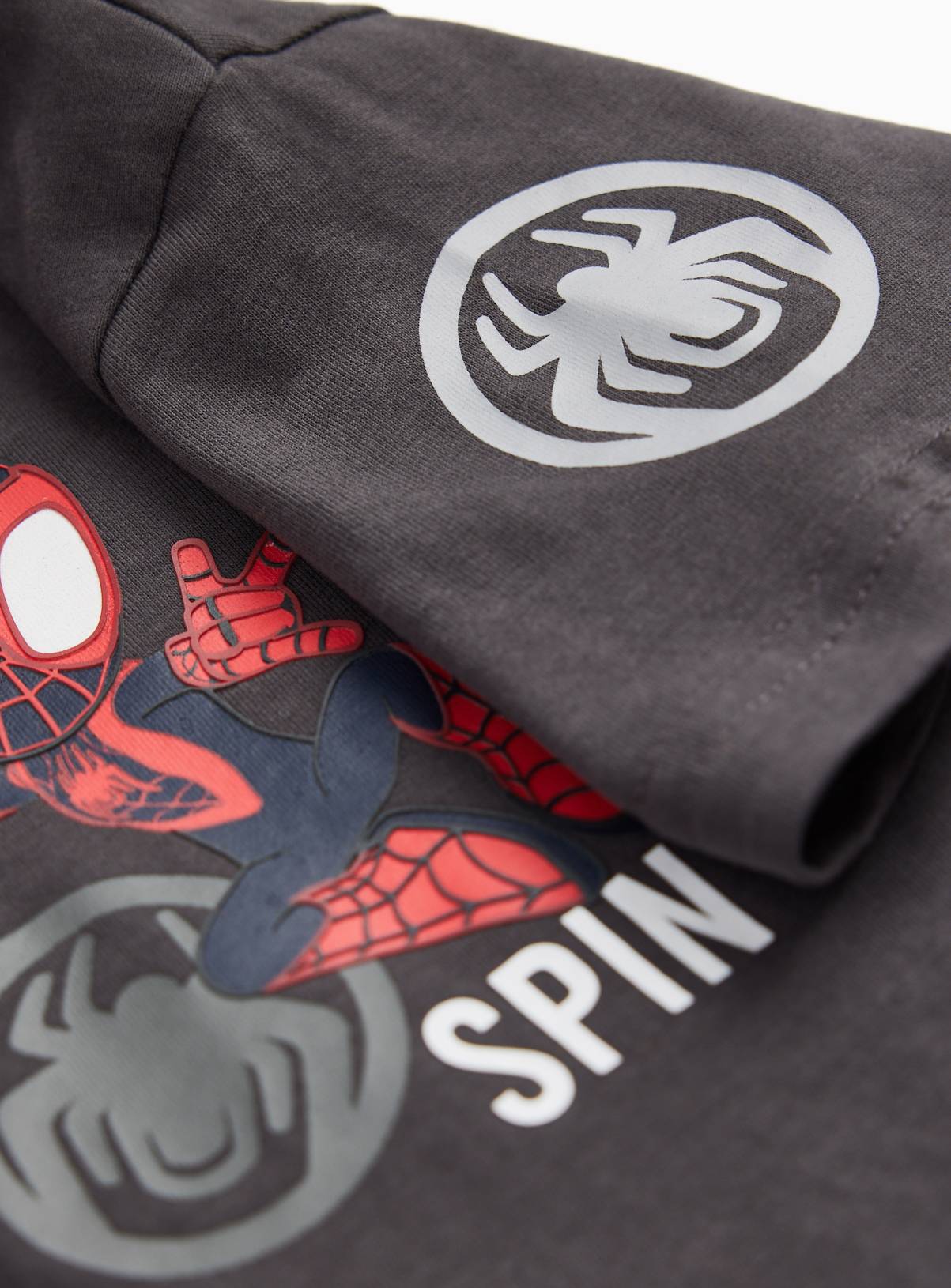 Black Spider-Man Graphic T-Shirt 2-3 years - Image 3