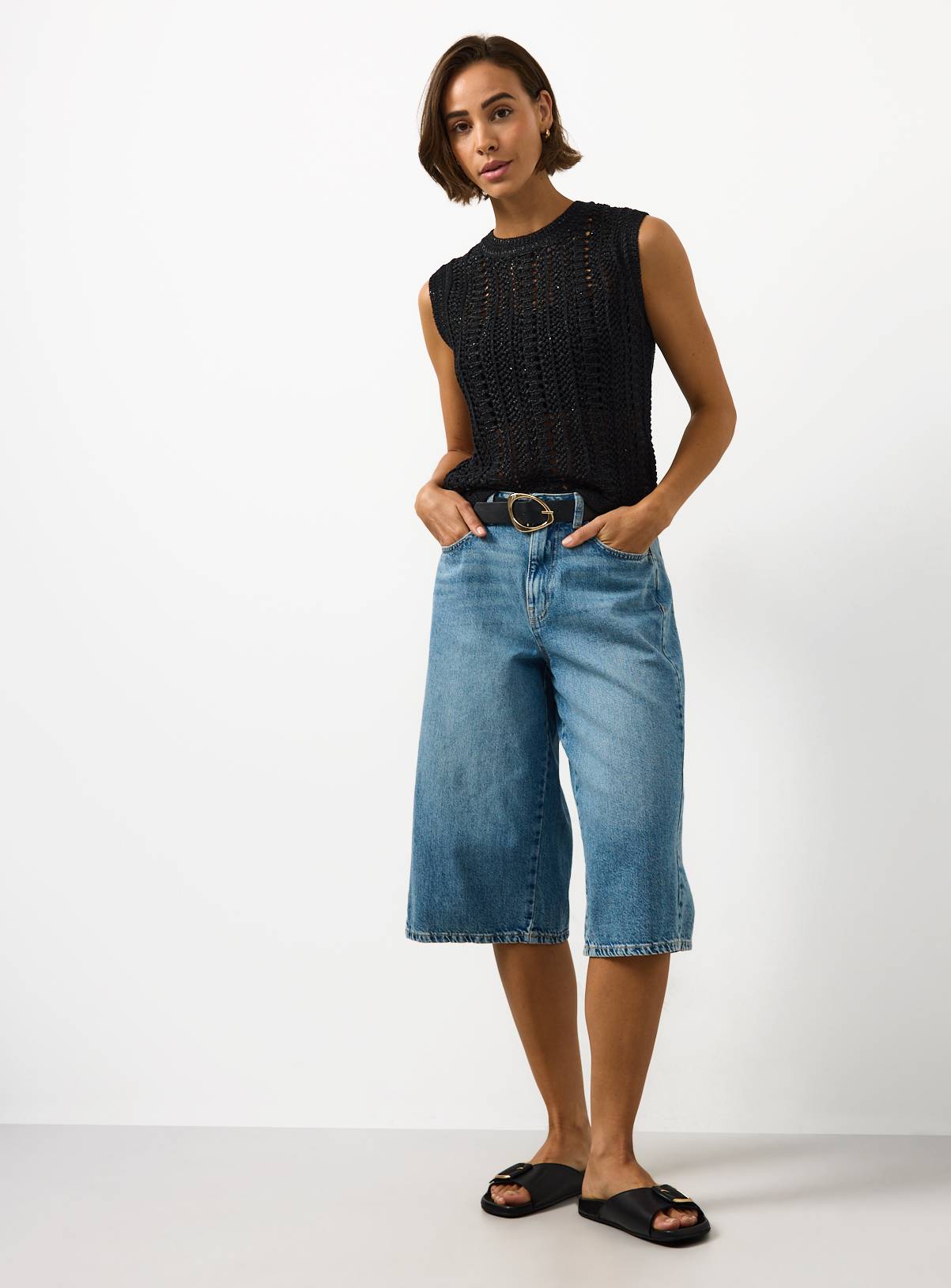 Black Sequin Detail Knitted Vest XS - Image 2