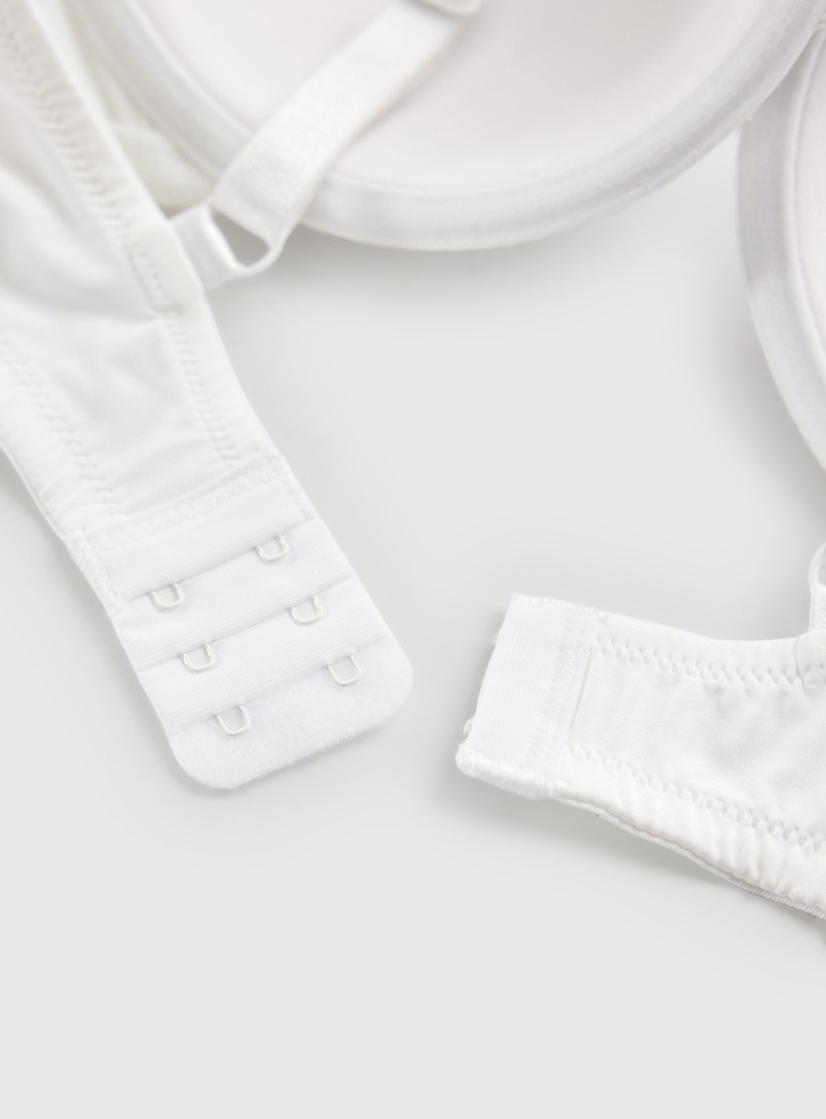 White Micro T-Shirt Bras 3 Pack 40C - Image 4 thumbnail